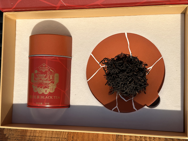 磐安万年上山茶与器